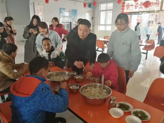 下载 (3).jpg