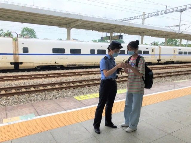 【词曲出售】：《下错了站》请联系刘树荣