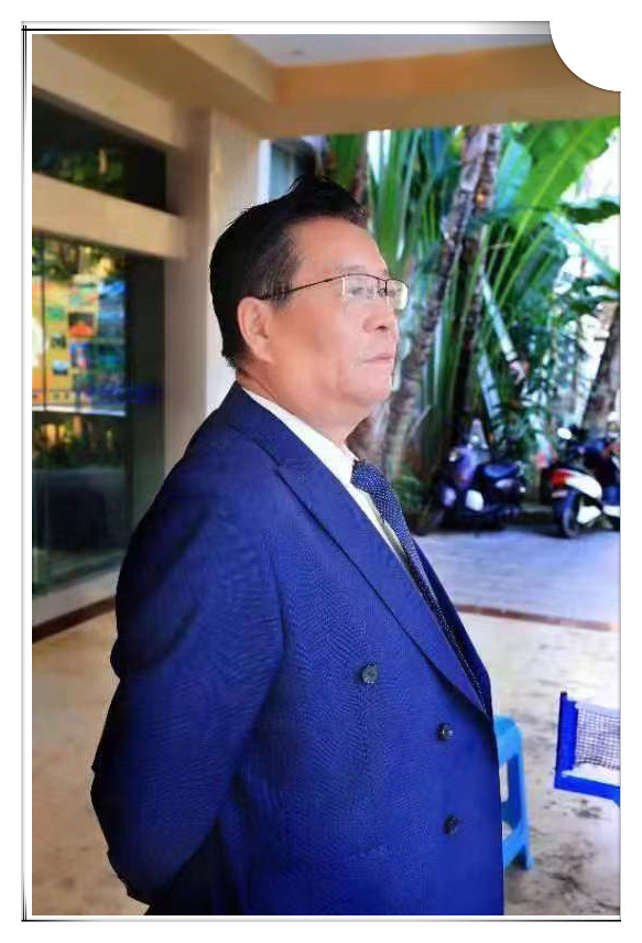 【名家专栏】：艺术家、诗人、作家：范为国