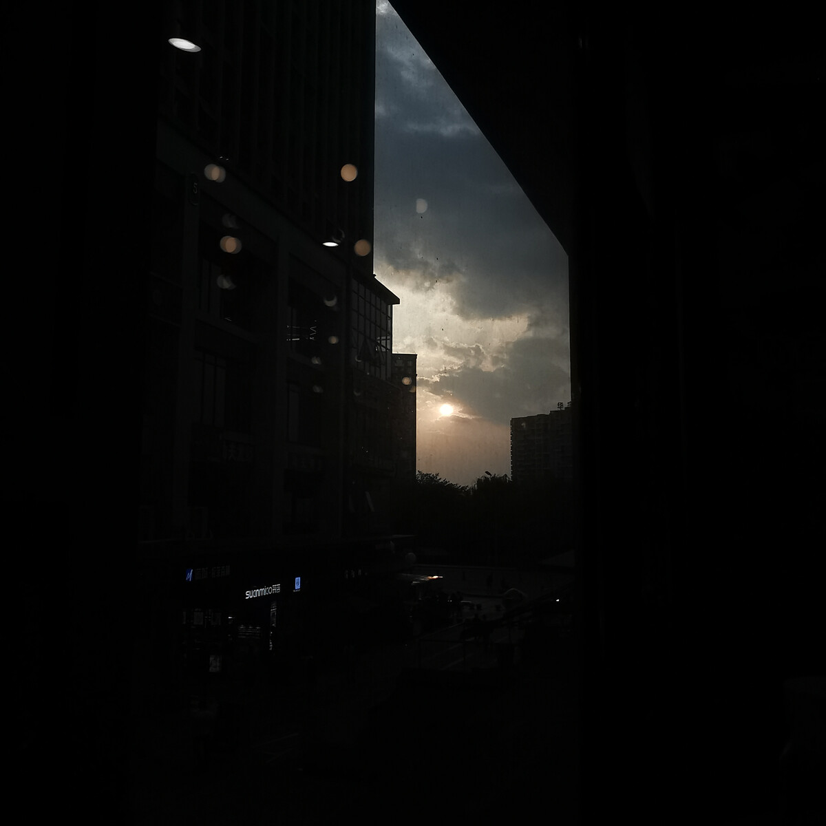 2f8500bd8f3b140c8c9501644f6649da_548575162.jpg