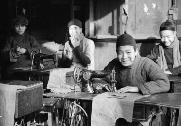 【王本伦​作品】专辑《裁缝》