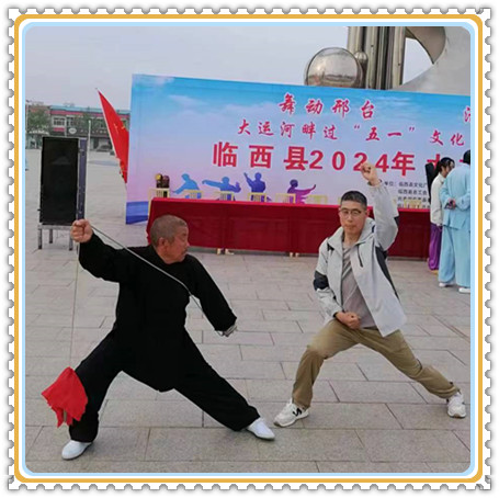《题冯老》作者: 霍玉明【大众原创诗词曲网刊】签约作家