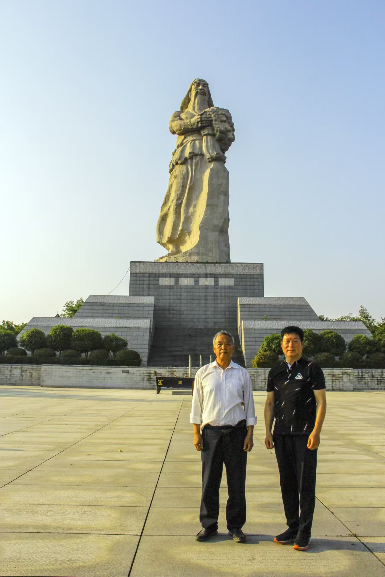 1716856136787517.jpg a12c3461d85579541e2dff510faed34.jpg