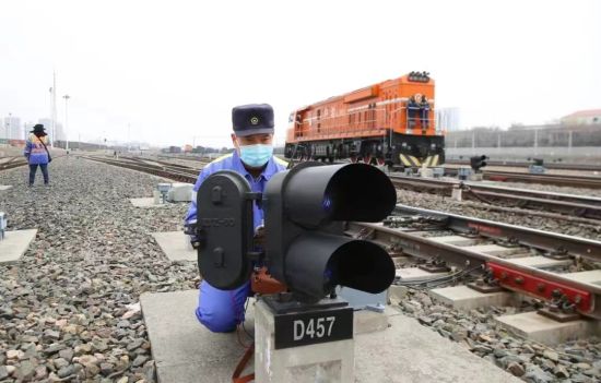 用心点亮信号灯 