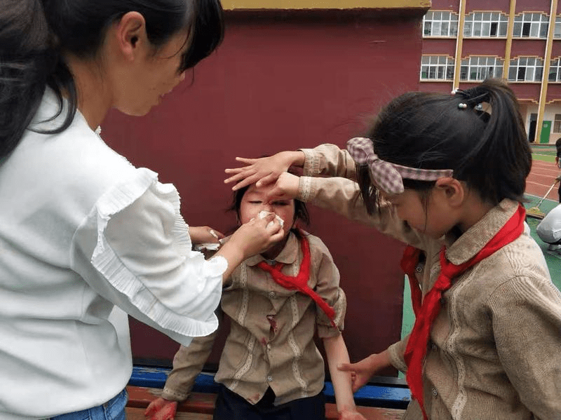 汝师附小 师生深情暖人心,大爱无私获称赞