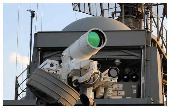 简称 太阳神 美海军将为伯克驱逐舰装激光武器 秒烧小船