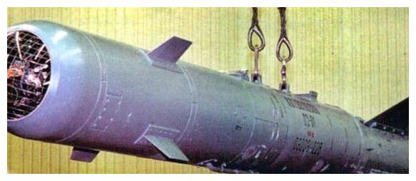 俄轰炸机消灭20多名军官,激光制导炸弹毁灭叛军作战计划