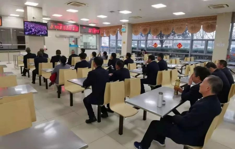 最美铁路人发布仪式 小编带你感受这样的学习氛围