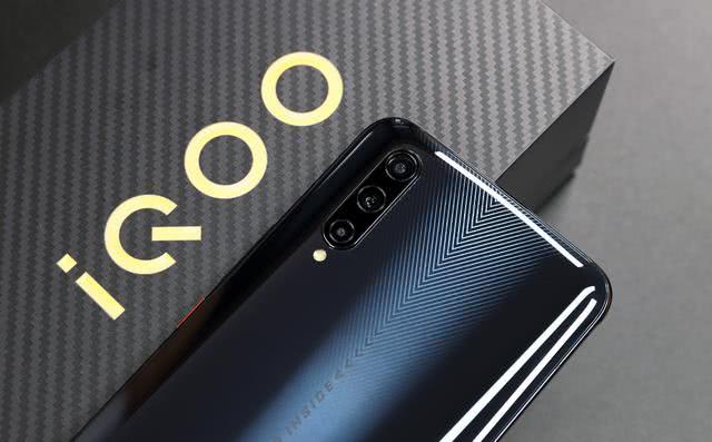 3千多元的5g手机到底能买吗 网友 iqoo pro是5g旗舰水桶机