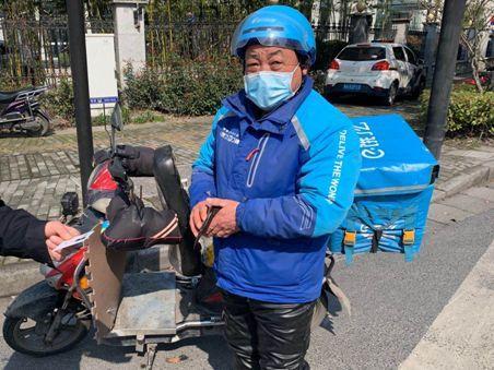 【热文头条】《外卖小哥 生命只有一次啊！》董宏/文